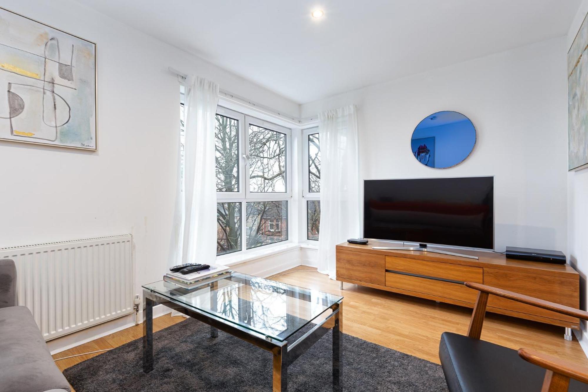 Modern 2 Bed Broompark/Central Apt. With Parking Glasgow Luaran gambar